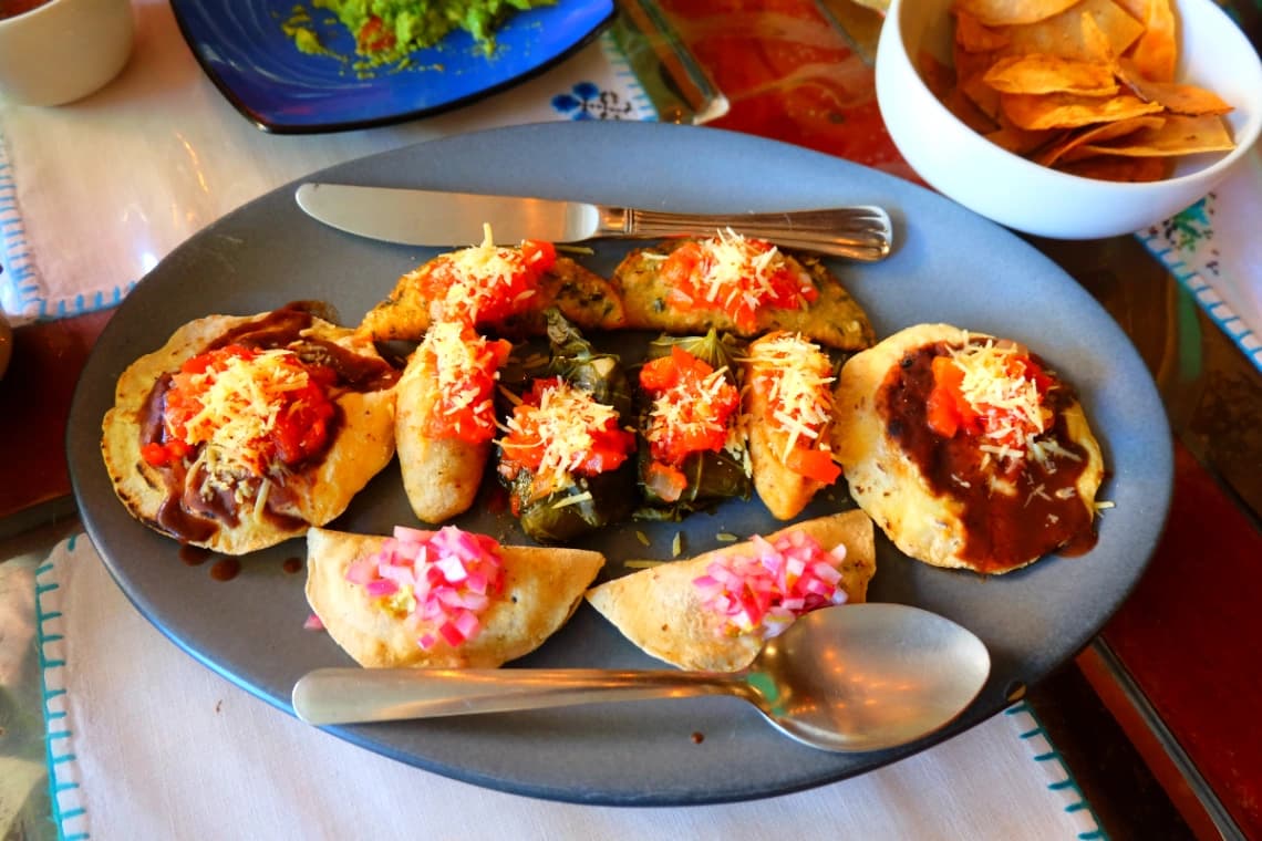 Visite de Mani, patrimoine culturel, architectural et gastronomique ! - Photo 3